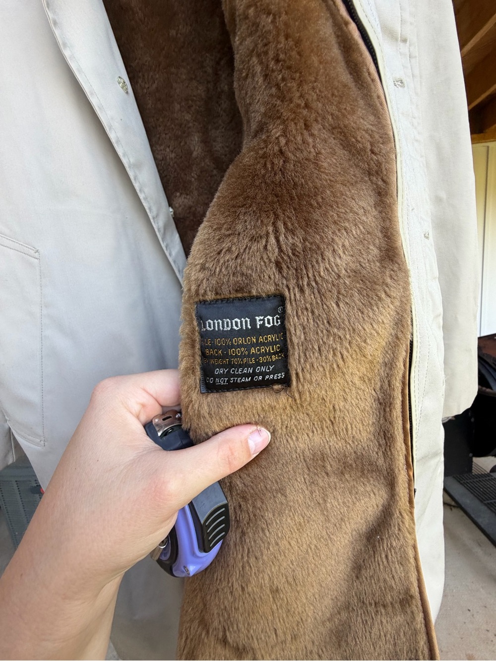 Vintage London Fog Faux Fur Lined Trench Coat Beige 15” Pit to Pit - Picture 6 of 6